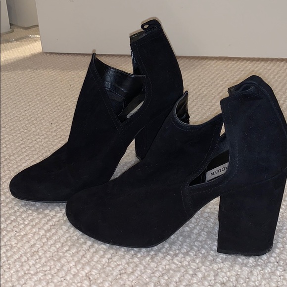 Steve Madden booties! - Picture 4 of 5